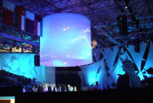 Lasershow zur Eröffnung des 1. GCC Woman Sport Tournament in Kuwait City, Kuwait